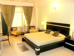 Corporate Suites คูร์เคาน์ ภายนอก รูปภาพ